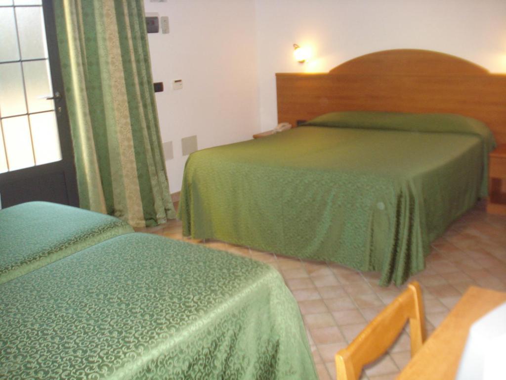 Carlo'S Hotel Castagneto Carducci Rom bilde