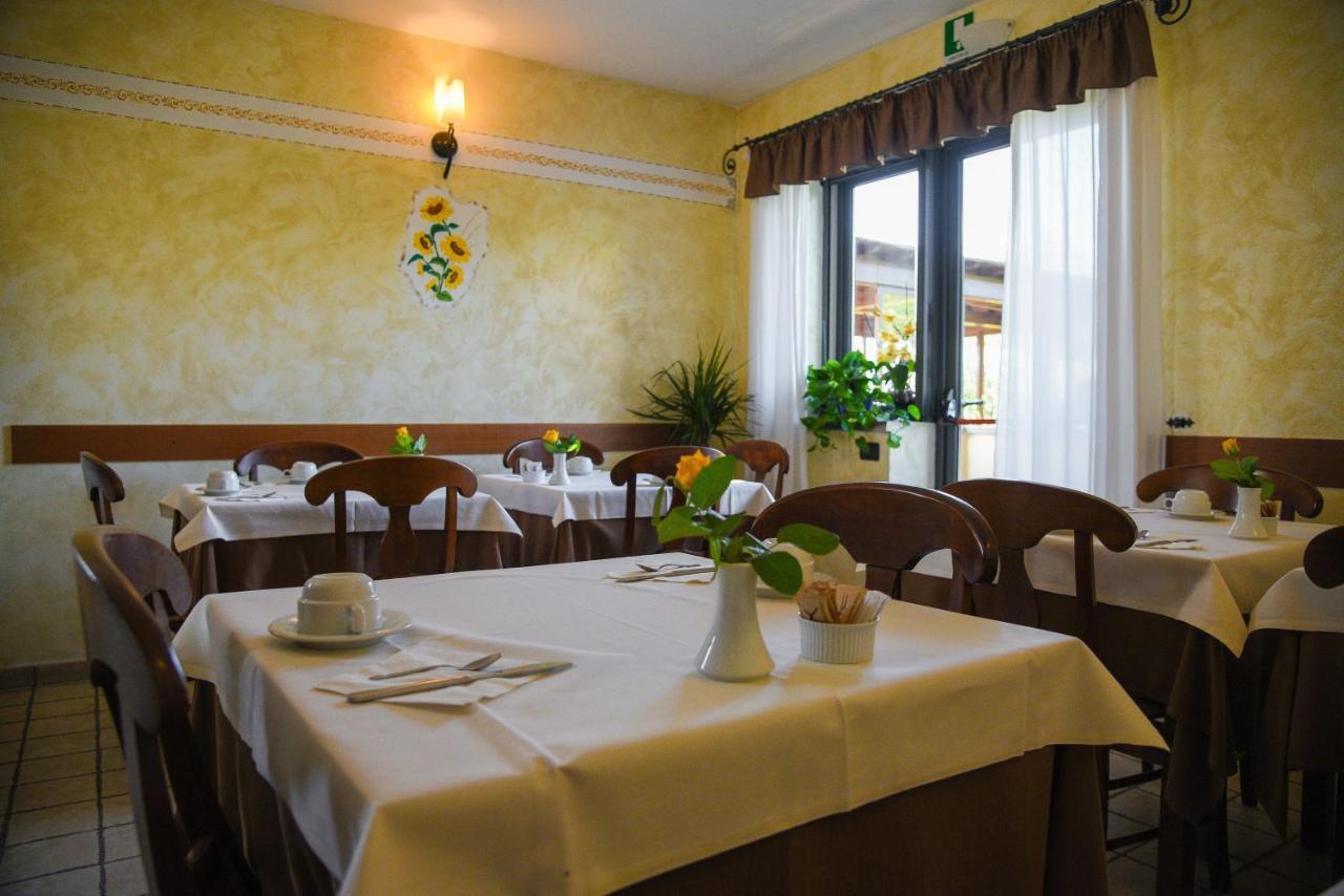 Carlo'S Hotel Castagneto Carducci Eksteriør bilde